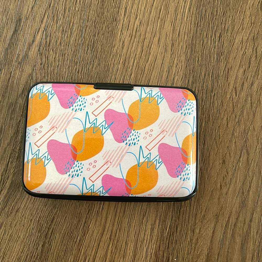 RFID Mini Credit Holder Women Card Case NWT